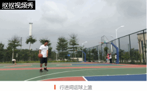 三步上篮球技巧教学_篮球教学新手入门三步上篮_篮球上篮步法