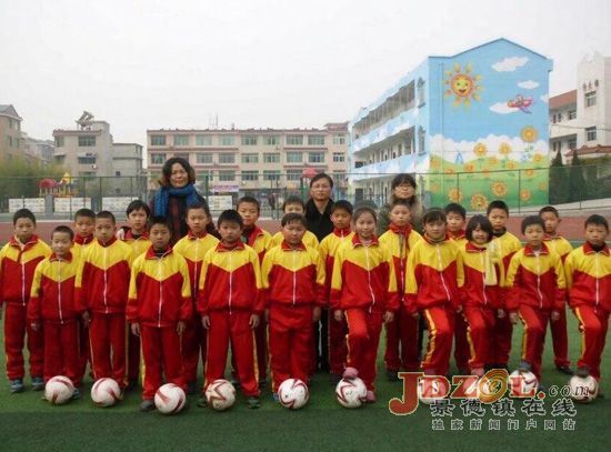 省运会足球冠军是几级运动员_足球女子冠军省运会是第几届_省运会女子足球冠军是谁