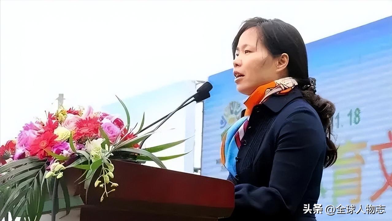 奥运落魄举重冠军女人是谁_落魄的举重奥运冠军女人_奥运冠军举重女子