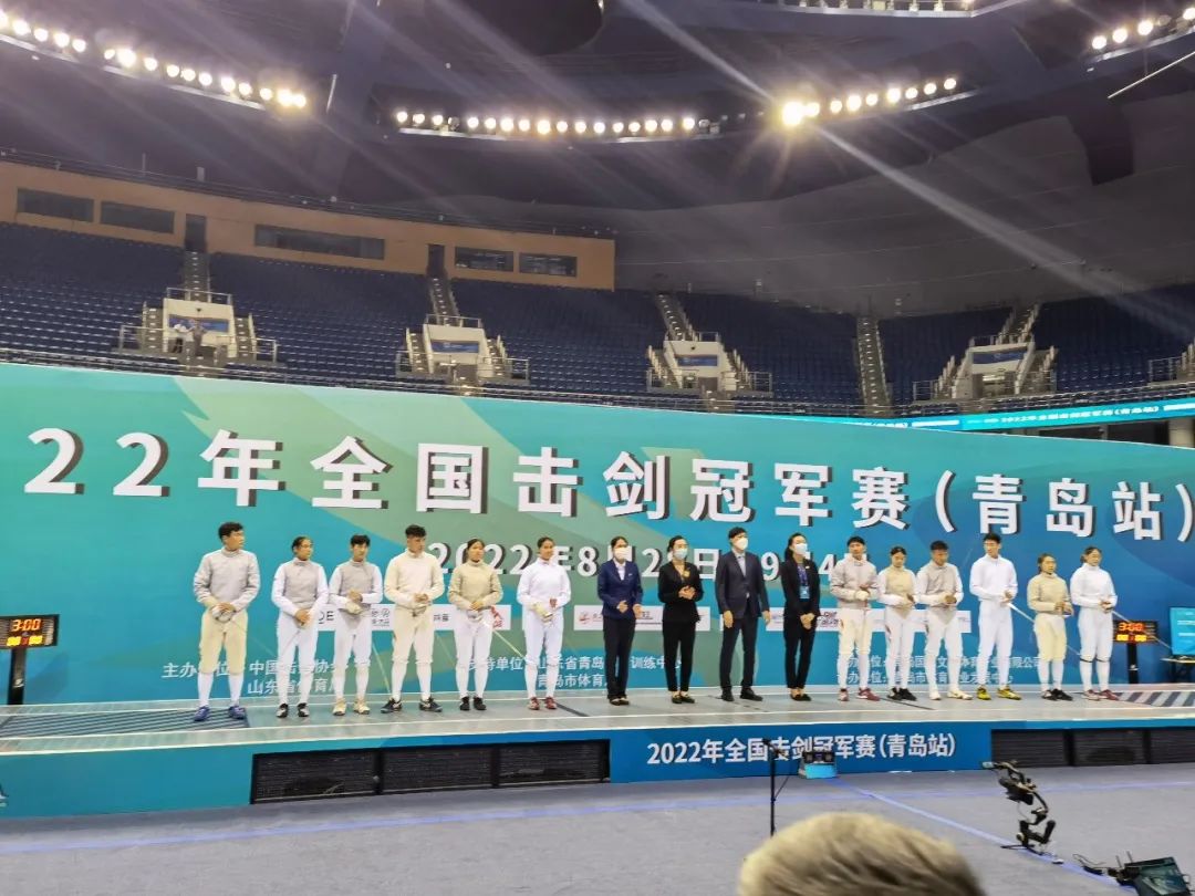 击剑成人比赛全国冠军是谁_击剑全国冠军赛报名_全国击剑冠军赛总决赛名次