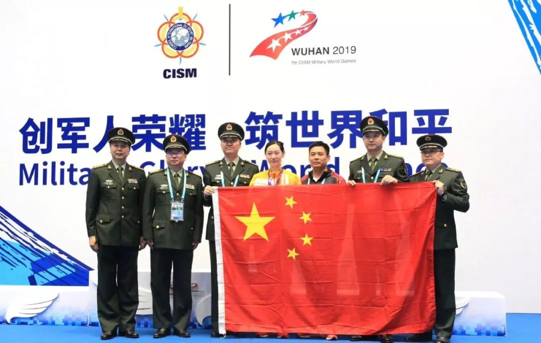 俄罗斯击剑选手_俄罗斯击剑宣传片_俄罗斯青少年击剑比赛冠军